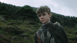 extant_GameOfThrones_3x02-DarkWingsDarkWords_4974