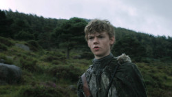 extant_GameOfThrones_3x02-DarkWingsDarkWords_4977
