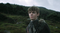 extant_GameOfThrones_3x02-DarkWingsDarkWords_4990