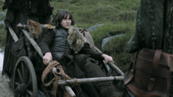 extant_GameOfThrones_3x02-DarkWingsDarkWords_5077