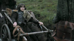 extant_GameOfThrones_3x02-DarkWingsDarkWords_5083