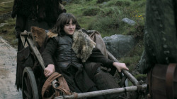 extant_GameOfThrones_3x02-DarkWingsDarkWords_5117