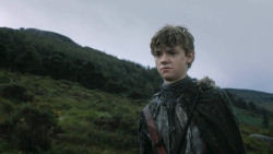 extant_GameOfThrones_3x02-DarkWingsDarkWords_5144