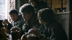 extant_GameOfThrones_3x02-DarkWingsDarkWords_5239