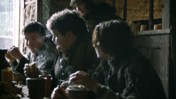 extant_GameOfThrones_3x02-DarkWingsDarkWords_5243