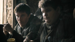extant_GameOfThrones_3x02-DarkWingsDarkWords_5257
