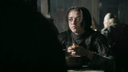 extant_GameOfThrones_3x02-DarkWingsDarkWords_5283