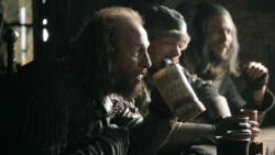 extant_GameOfThrones_3x02-DarkWingsDarkWords_5286
