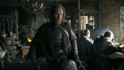extant_GameOfThrones_3x02-DarkWingsDarkWords_5319
