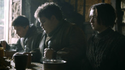 extant_GameOfThrones_3x02-DarkWingsDarkWords_5342