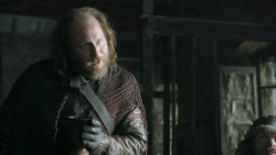 extant_GameOfThrones_3x02-DarkWingsDarkWords_5370