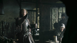 extant_GameOfThrones_3x02-DarkWingsDarkWords_5379