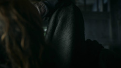 extant_GameOfThrones_3x02-DarkWingsDarkWords_5396