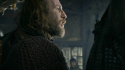 extant_GameOfThrones_3x02-DarkWingsDarkWords_5415