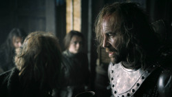 extant_GameOfThrones_3x02-DarkWingsDarkWords_5454