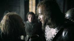extant_GameOfThrones_3x02-DarkWingsDarkWords_5461