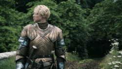 extant_GameOfThrones_3x02-DarkWingsDarkWords_5572