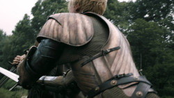 extant_GameOfThrones_3x02-DarkWingsDarkWords_5737