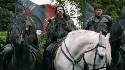 extant_GameOfThrones_3x02-DarkWingsDarkWords_5860