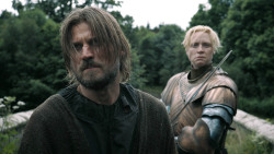extant_GameOfThrones_3x02-DarkWingsDarkWords_5898