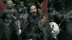 extant_GameOfThrones_3x02-DarkWingsDarkWords_5906