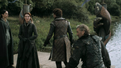 extant_GameOfThrones_3x03-WalkOfPunishment_0046