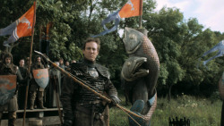 extant_GameOfThrones_3x03-WalkOfPunishment_0065