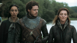 extant_GameOfThrones_3x03-WalkOfPunishment_0107