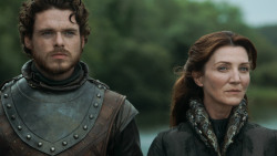 extant_GameOfThrones_3x03-WalkOfPunishment_0127