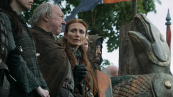 extant_GameOfThrones_3x03-WalkOfPunishment_0141
