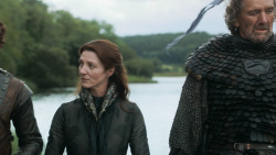 extant_GameOfThrones_3x03-WalkOfPunishment_0147