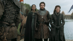 extant_GameOfThrones_3x03-WalkOfPunishment_0183
