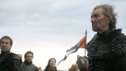 extant_GameOfThrones_3x03-WalkOfPunishment_0204