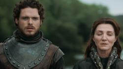 extant_GameOfThrones_3x03-WalkOfPunishment_0218