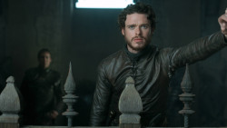 extant_GameOfThrones_3x03-WalkOfPunishment_0243