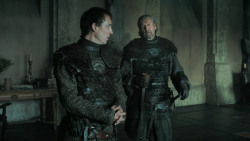 extant_GameOfThrones_3x03-WalkOfPunishment_0265