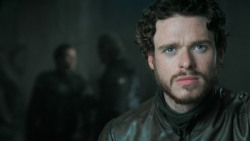 extant_GameOfThrones_3x03-WalkOfPunishment_0280