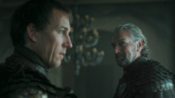 extant_GameOfThrones_3x03-WalkOfPunishment_0304