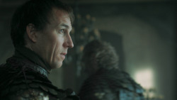 extant_GameOfThrones_3x03-WalkOfPunishment_0305