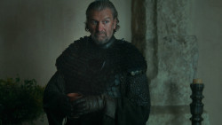 extant_GameOfThrones_3x03-WalkOfPunishment_0323