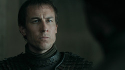 extant_GameOfThrones_3x03-WalkOfPunishment_0344