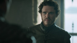 extant_GameOfThrones_3x03-WalkOfPunishment_0350