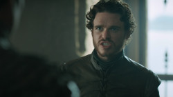 extant_GameOfThrones_3x03-WalkOfPunishment_0353