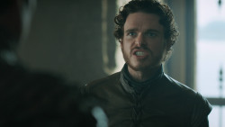 extant_GameOfThrones_3x03-WalkOfPunishment_0358