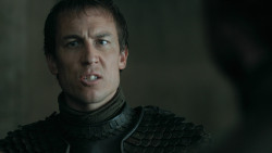 extant_GameOfThrones_3x03-WalkOfPunishment_0381