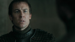 extant_GameOfThrones_3x03-WalkOfPunishment_0383