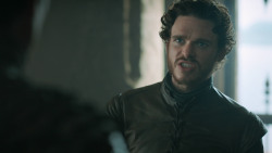 extant_GameOfThrones_3x03-WalkOfPunishment_0389