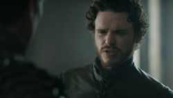 extant_GameOfThrones_3x03-WalkOfPunishment_0422