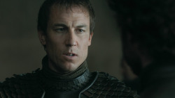extant_GameOfThrones_3x03-WalkOfPunishment_0438