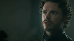 extant_GameOfThrones_3x03-WalkOfPunishment_0443